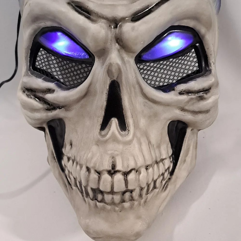 Men's Purple Skull Face Mask